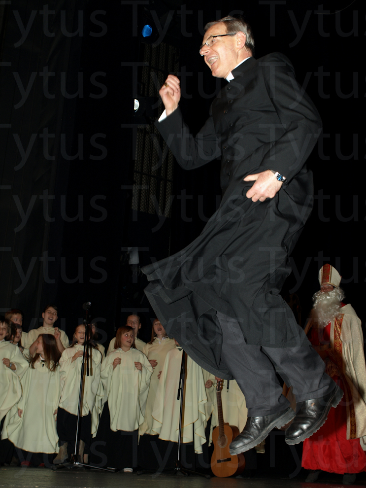 Bishop Antoni Długosz 2