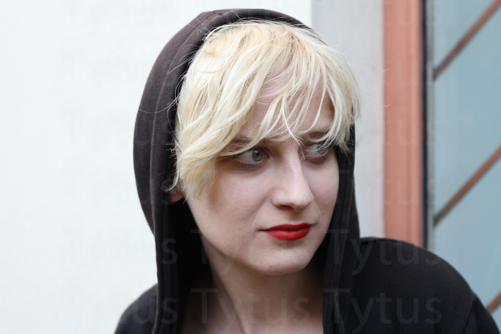 Blond woman 1