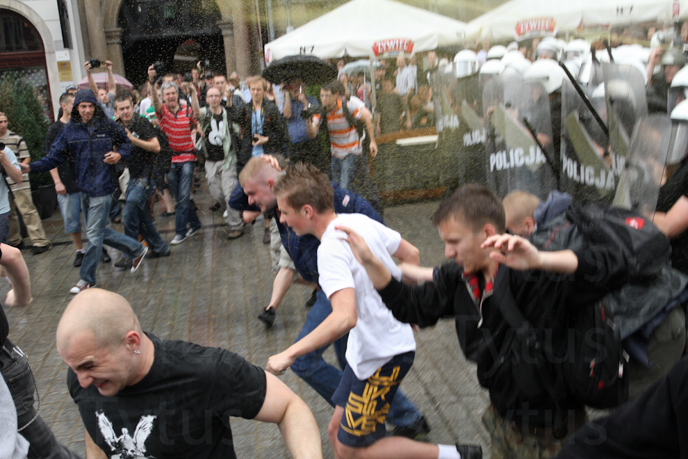 Tear Gas 3