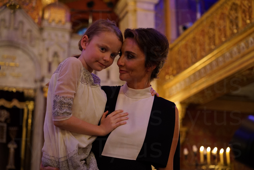 Dominia Kulczyk with her daughter