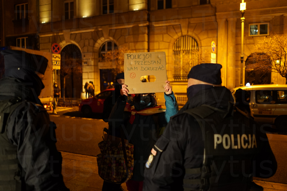 "Police please stop to persecute us" - Earth Strike